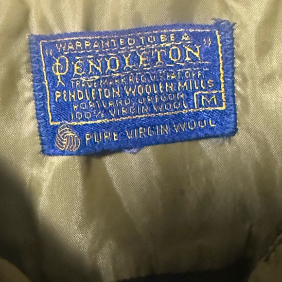 🔥Vintage & Authentic Pendleton Men's Plaid Short Sleeve Shirt🔥 - Picture 2 of 7